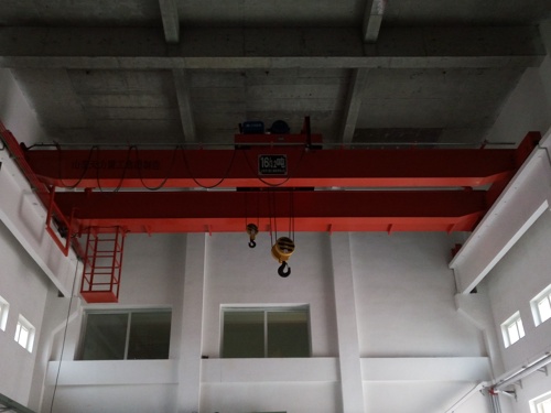 LHB型礦用防爆電動葫蘆橋式起重機(jī)